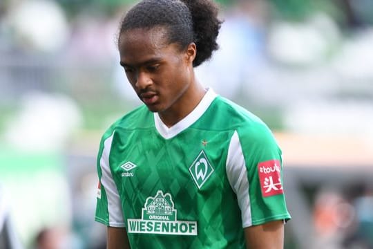 Tahith Chong wird den SV Werder Bremen verlassen und soll nun an den FC Brügge ausgeliehen werden.