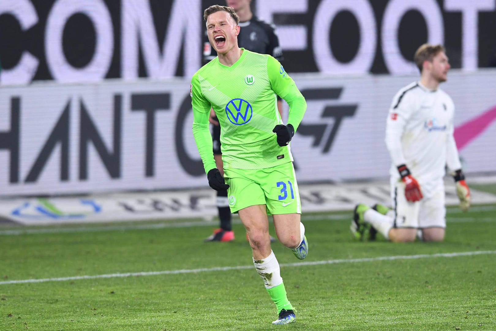 Weiter in der Erfolgsspur: Wolfsburgs Yannick Gerhardt feiert seinen Treffer gegen Freiburg.