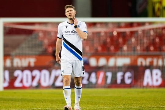 Bielefelds Kapitän Fabian Klos nach dem Spiel.