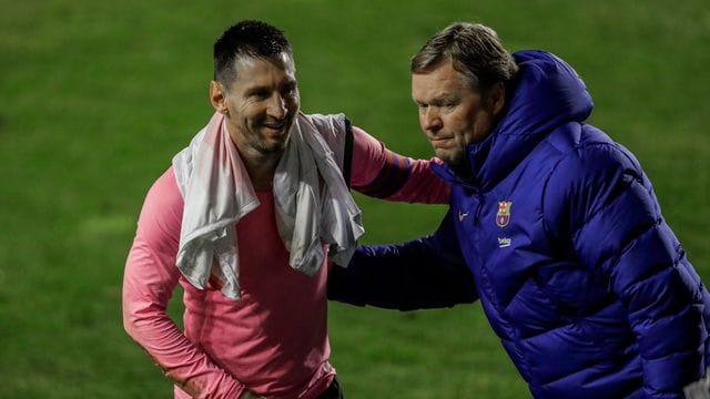 Nimmt seinen Superstar Lionel Messi (l) in Schutz: Barça-Coach Ronald Koeman. Nimmt seinen Superstar Lionel Messi (l) in Schutz: Barça-Coach Ronald Koeman.