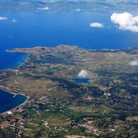 Luftaufnahme der Nordwestküste von Lesbos: Die griechische Insel wurde von zahlreichen Erdbeben erschüttert.