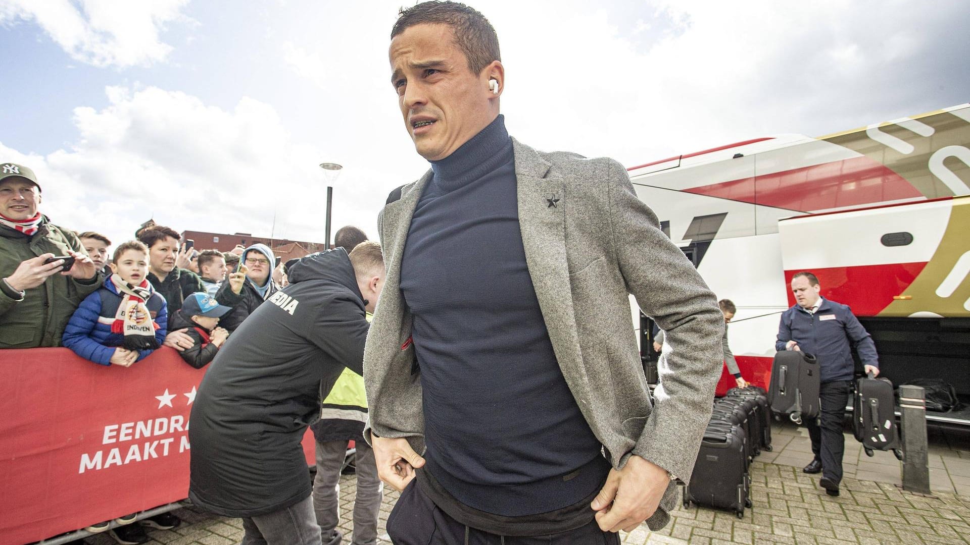 Ibrahim Afellay: Der Ex-Schalker hat seine Karriere beendet. Ibrahim Afellay: Der Ex-Schalker hat seine Karriere beendet.