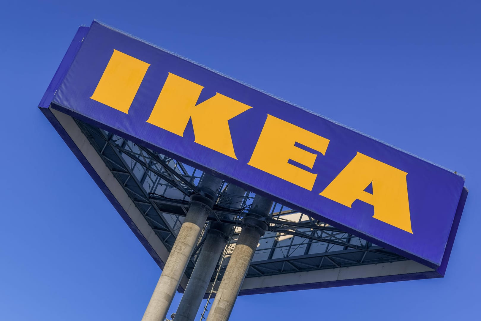 Ikea-Logo: Dem Möbelkonzern gehört jetzt ein riesiges Waldstück in Georgia.