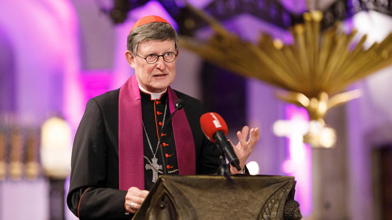 Kardinal Rainer Maria Woelki: Der Kölner Geistliche steht wegen seines Umgangs mit einem Missbrauchsgutachten einer Münchner Kanzlei in der Kritik.