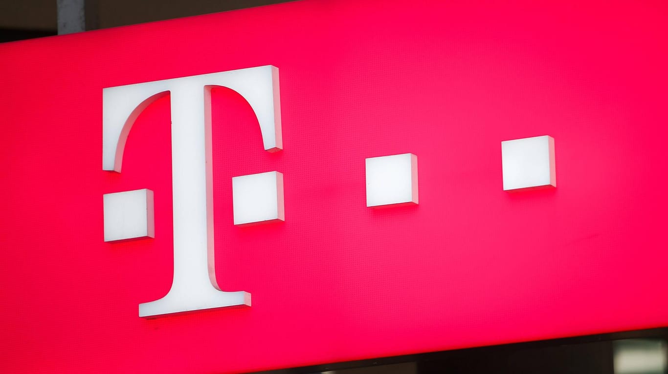 Das Logo der Telekom (Symbolbild): Das Unternehmen schenkt Kunden zusätzliches Datenvolumen.