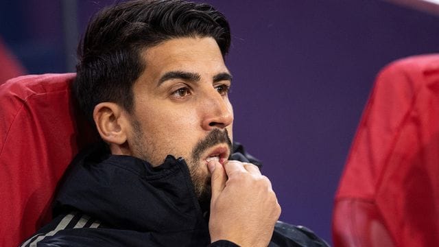 Die Verpflichtung von Sami Khedira lässt das Stimmungsbarometer bei Hertha BSC steigen. Die Verpflichtung von Sami Khedira lässt das Stimmungsbarometer bei Hertha BSC steigen.