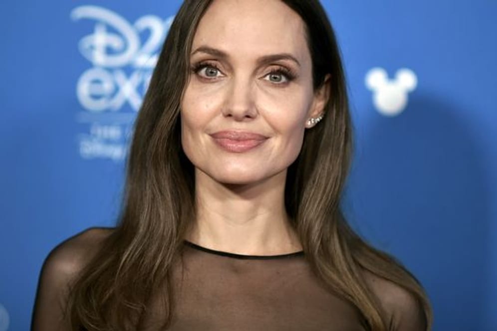 Angelina Jolie (45) freut sich nach eigenen Worten darauf, 50 zu werden.