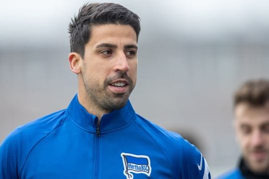 Neuzugang Sami Khedira hat zum ersten Mal am Hertha-Training teilgenommen.