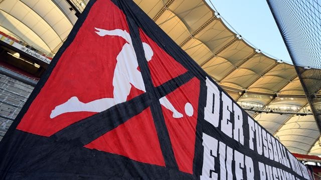 Am Mittwoch stellt die DEL den Ergebnisbericht der "Taskforce Zukunft Profifußball" vor. Am Mittwoch stellt die DEL den Ergebnisbericht der "Taskforce Zukunft Profifußball" vor.