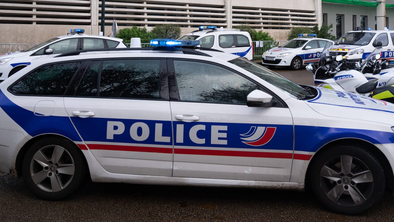 Französische Polizei: Zwischenzeitlich war sogar die Eliteeinheit der Nationalpolizei im Einsatz – es bestand Verdacht auf einen Anschlag (Symbolbild).