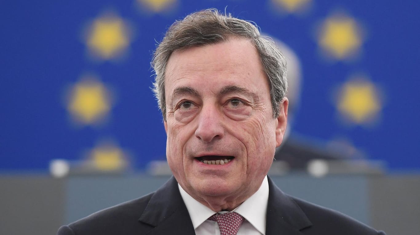 Mario Draghi: Der ehemalige Chef der Europäischen Zentralbank soll in Italien mit der Regierungsbildung beauftragt werden.