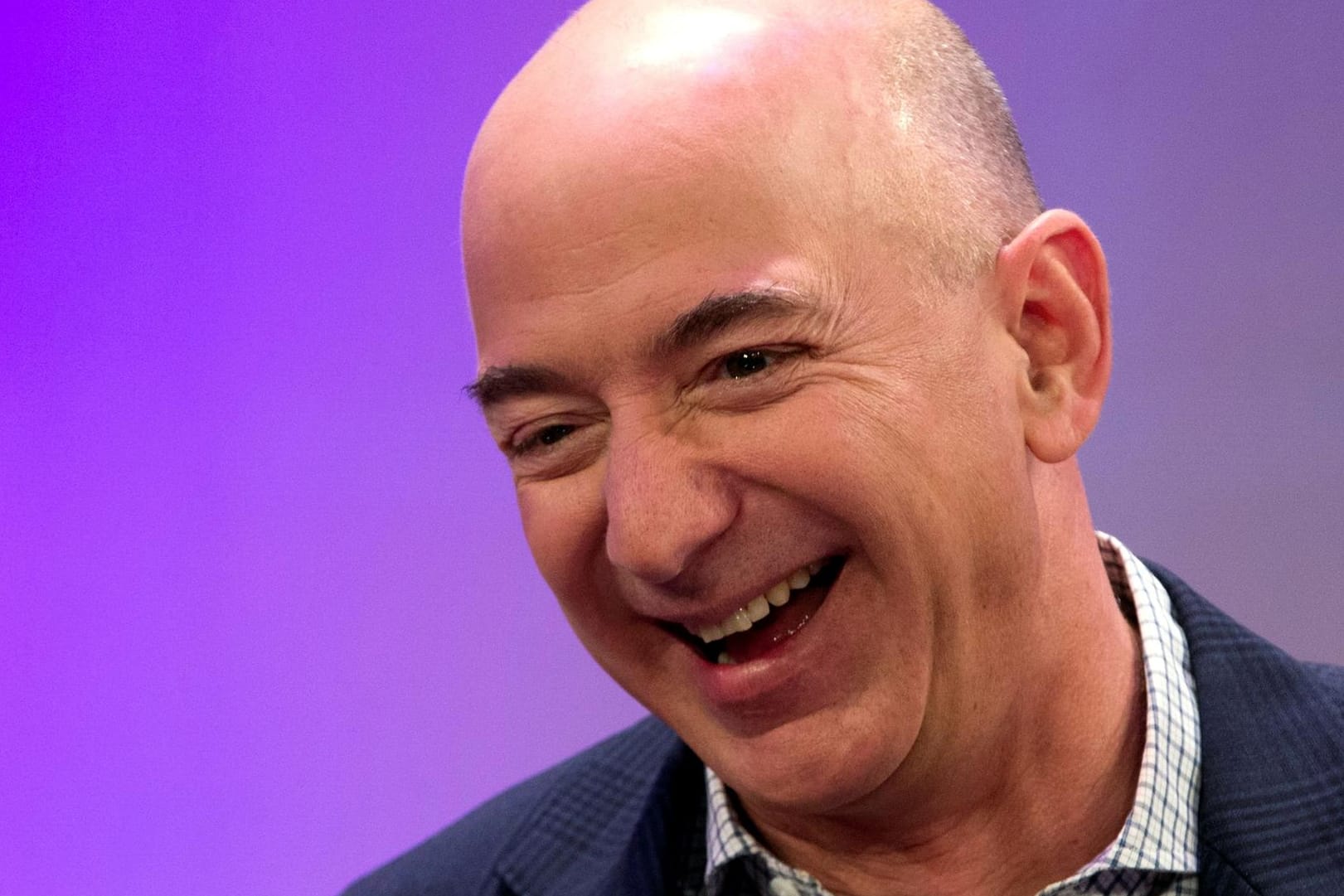 Jeff Bezos: Der Amazon-Gründer tritt von seinem Posten zurück.