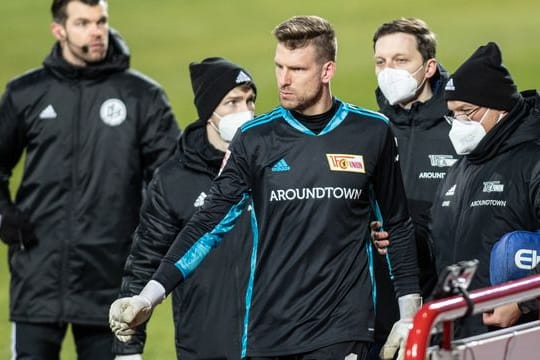 Musste gegen Gladbach nach einem Zusammenprall ausgewechselt werden: Union-Keeper Andreas Luthe.