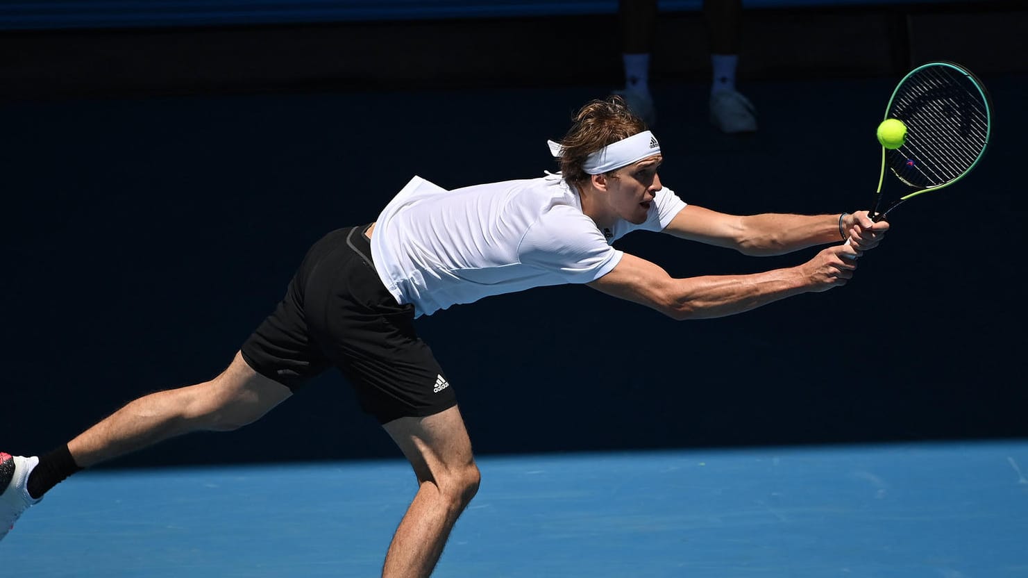 Alexander Zverev: Auch der deutsche Tennis-Spieler geht bei den Australian Open an den Start.