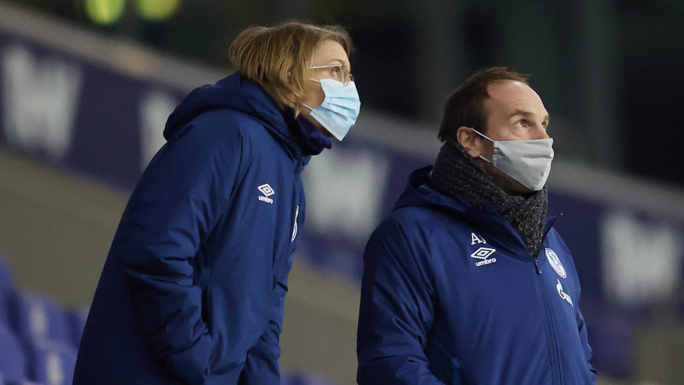 Christina Rühl-Hamers, 2020 zum Vorstand berufen, und Alexander Jobst, seit 2011 auf Schalke tätig, machen sich trotz Corona-Krise keine Sorgen um die Finanzen des Vereins.