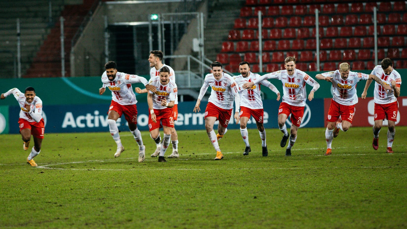 Jahn Regensburg: Der Zweitligist steht nach dem Sieg gegen Köln im Pokal-Viertelfinale.