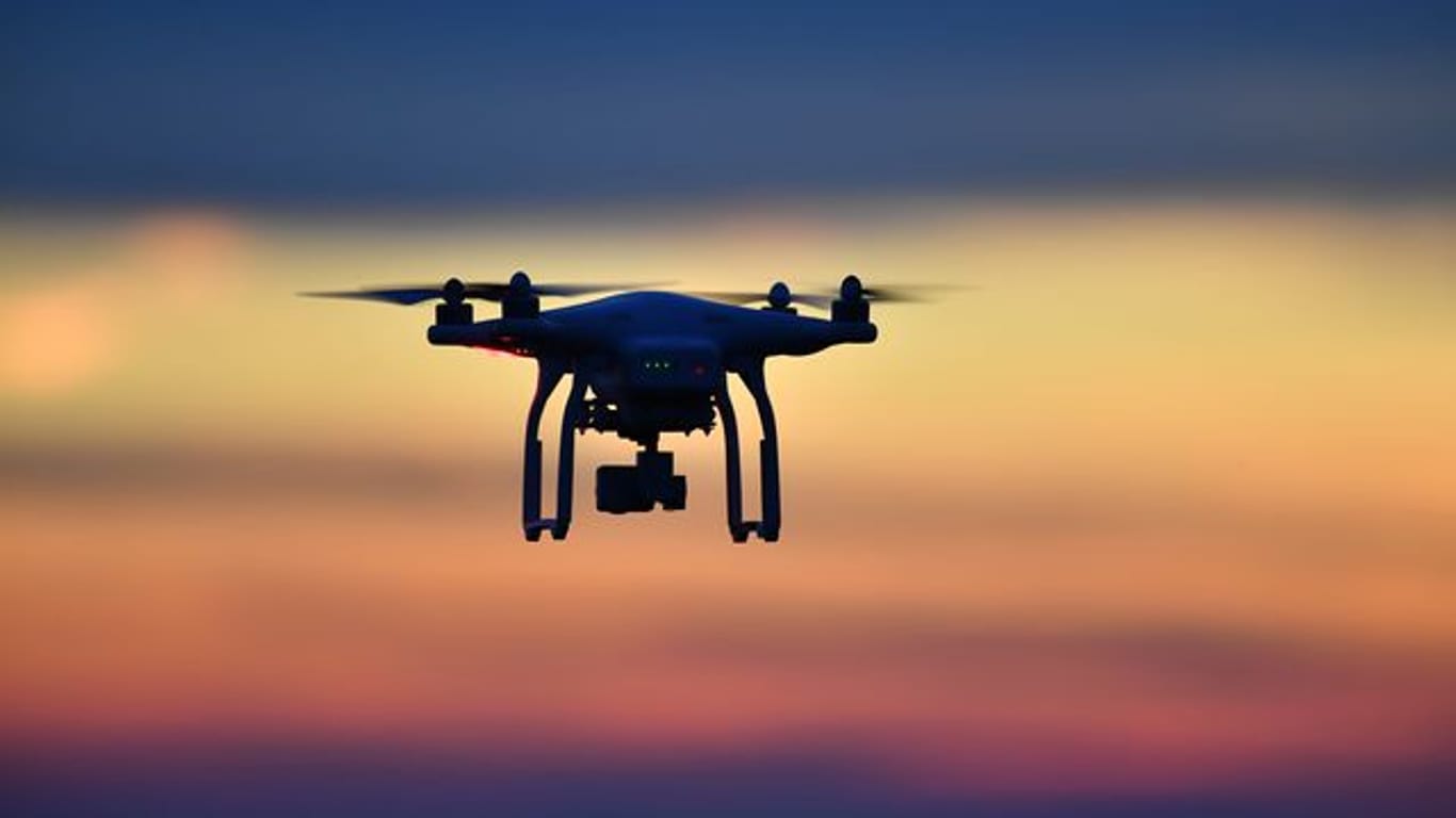 Auch Hobby- und Drohnenpiloten müssen seit Beginn des Jahres 2021 in EU-Staaten einen sogenannten EU-Kompetenznachweis vorweisen.