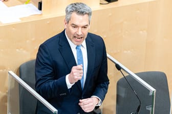 Innenminister Karl Nehammer (ÖVP): Die Grünen hatten ihn stark kritisiert.