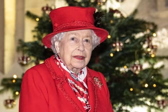 Queen Elizabeth II: Sie beklagt den Tod eines Freundes.