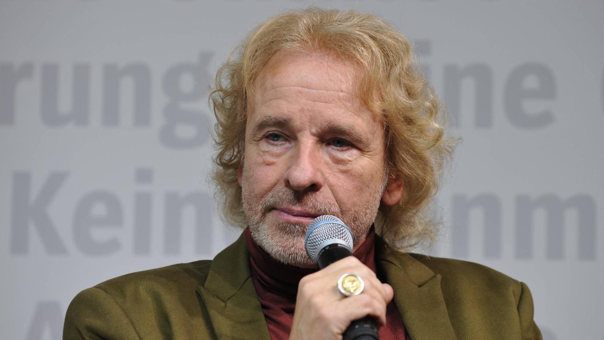 Fernsehlegende Thomas Gottschalk: Sein Schweigen zum Rassismus-Skandal des WDR ist enttäuschend.