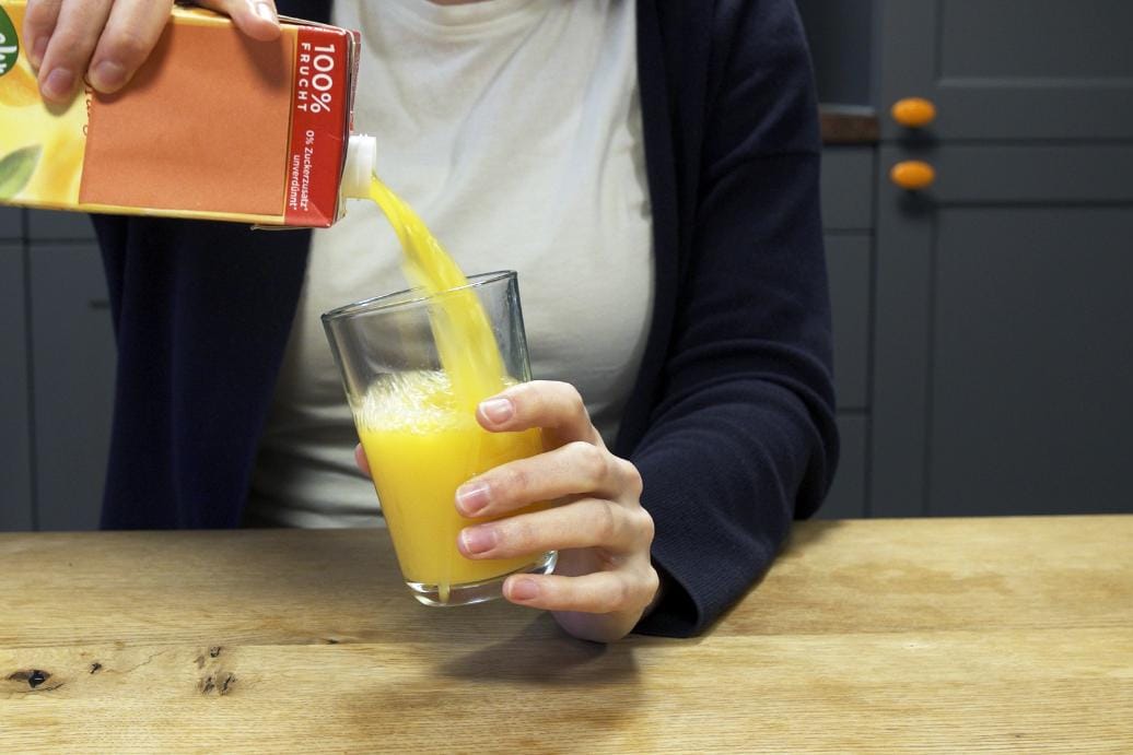 Trick für Tetrapak: Mit diesem Kniff kleckert nichts mehr über.