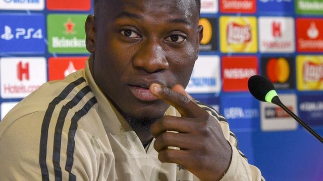 Ajax-Torwart Andre Onana wurde wegen eines Doping-Verstoßes für zwölf Monate gesperrt. Ajax-Torwart Andre Onana wurde wegen eines Doping-Verstoßes für zwölf Monate gesperrt.