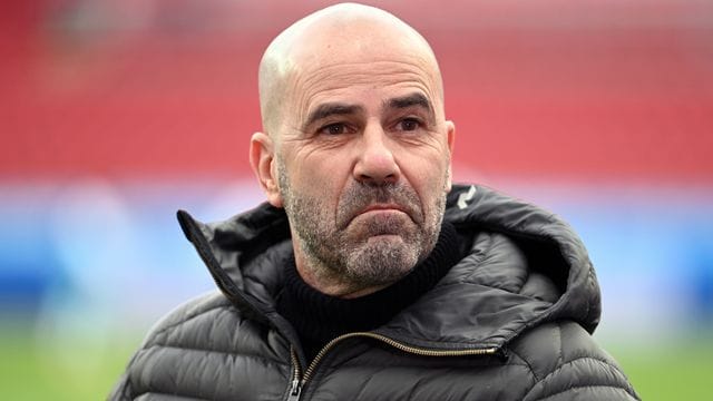 Mit Leverkusen im Form- und Ergebniskrise: Bayer-Coach Peter Bosz. Mit Leverkusen im Form- und Ergebniskrise: Bayer-Coach Peter Bosz.