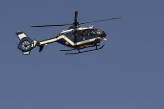 Ein Helikopter der französischen Gendarmerie: Der Flüchtige konnte erst nach zwei Stunden gestoppt werden.