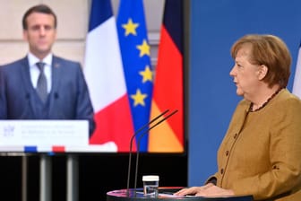Bundeskanzlerin Angela Merkel und Frankreichs Präsident Emmanuel Macron: Macron hofft hinsichtlich des Pipeline-Projektes mit Russland auf einen engen Austausch zwischen Frankreich und Deutschland.