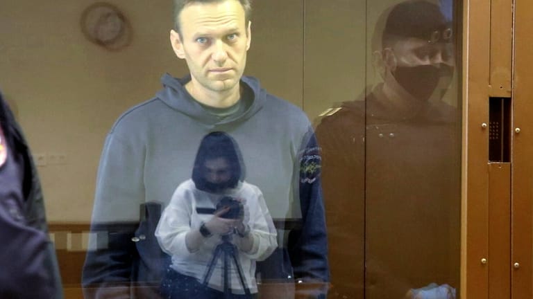 Alexej Nawalny am 5. Februar vor Gericht: Wegen Verstoßes gegen Bewährungsauflagen in einem früheren Verfahren wurde er zu mehr als zwei Jahren im Straflager verurteilt.