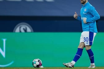 Steht gegen RB Leipzig in der Startelf: Schalke-Neuzugang Shkodran Mustafi.