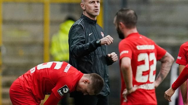 Trainer Marco Antwerpen feierte beim FCK ein erfolgreiches Debüt.