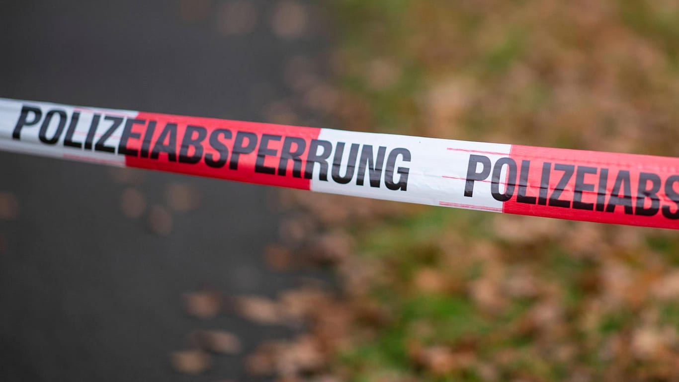 Eberfing im Landkreis Weilheim-Schongau: Wie die Polizei mitteilte, wurde die 69 Jahre alte Frau tot in einer Wohnung aufgefunden (Archivbild).