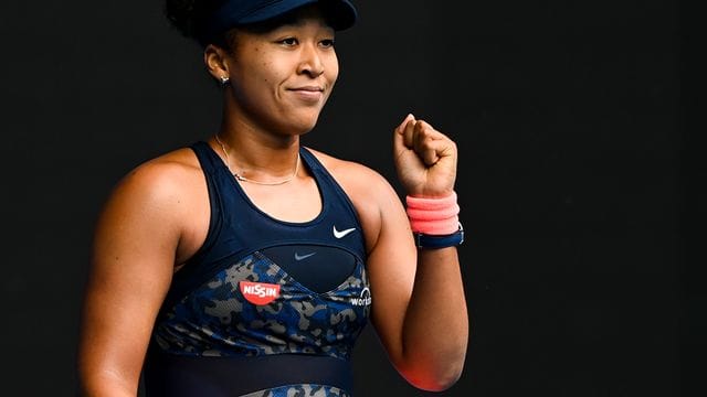 Ohne Mühe in Runde zwei: Naomi Osaka jubelt über ihren Sieg.
