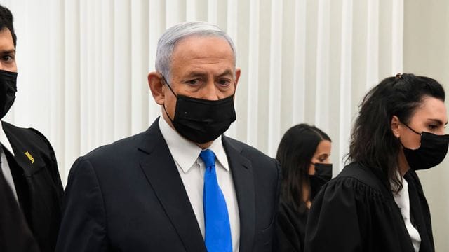 Israels Premierminister Benjamin Netanjahu bei der Anhörung im Korruptionsprozess in Jerusalem. Israels Premierminister Benjamin Netanjahu bei der Anhörung im Korruptionsprozess in Jerusalem.