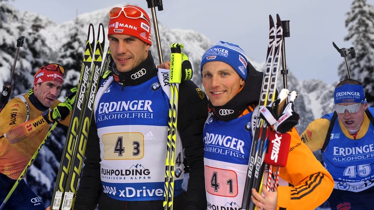 Arnd Peiffer (l.) und Erik Lesser: Die beiden Routiniers haben in dieser Saison die einzigen Podestplatzierungen für die deutschen Biathlon-Herren geholt. Peiffer stand in Hochfilzen sogar ganz oben auf dem Podium.