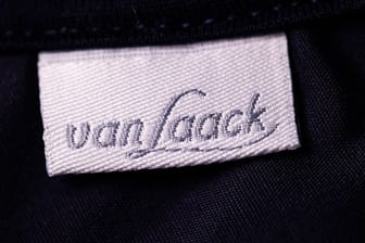 Label der Modefirma Van Laack: Ein Gutachten bewertet das Geschäft zwischen der NRW-Regierung und der Modefirma als nicht rechtmäßig.