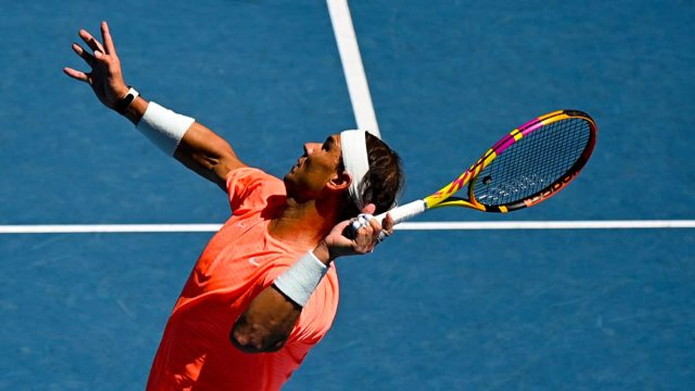 Hat mit einem ungefährdeten Drei-Satz-Sieg die zweite Runde erreicht: Rafael Nadal in Aktion.