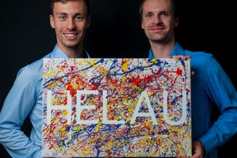 Tobias (links) und Andreas Keil (rechts): Die beiden Brüder gestalten närrische Kunst.