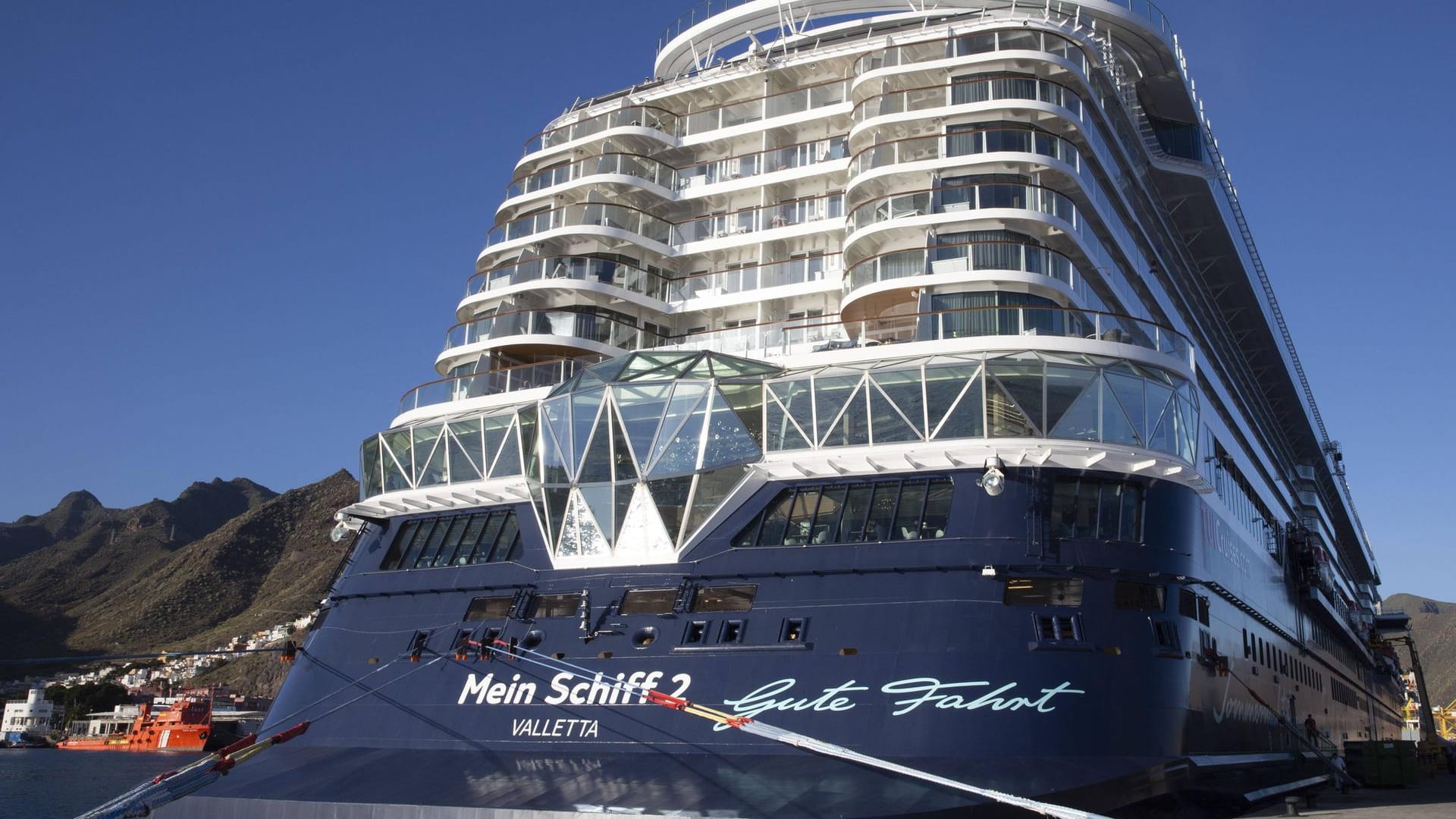 Das Kreuzfahrtschiff "Mein Schiff 2": Aktuell sind einige Passagiere in Corona-Quarantäne.