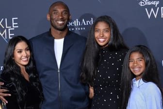 Kobe Bryant mit seiner Frau Vanessa und ihren Töchtern Natalia und Gianna.