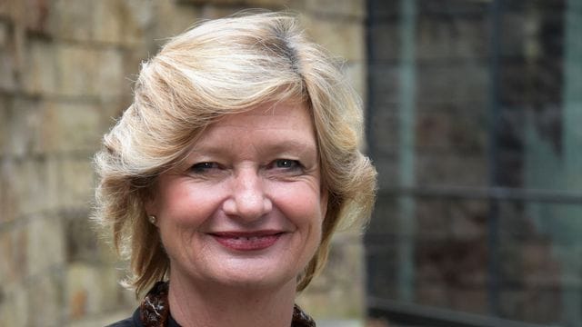 Heidi Möller bekräftigte die Notwendigkeit für mehr Diversität im Profifußball. Heidi Möller bekräftigte die Notwendigkeit für mehr Diversität im Profifußball.