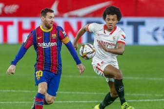Lionel Messi (l) könnte mit dem FC Barcelona das spanische Pokalfinale verpassen.
