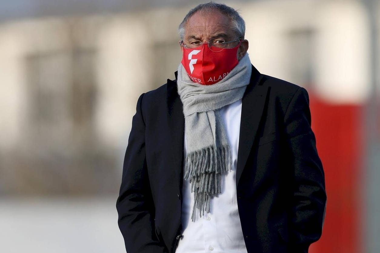 Felix Magath: Der ehemalige Bundesligatrainer ist sauer.
