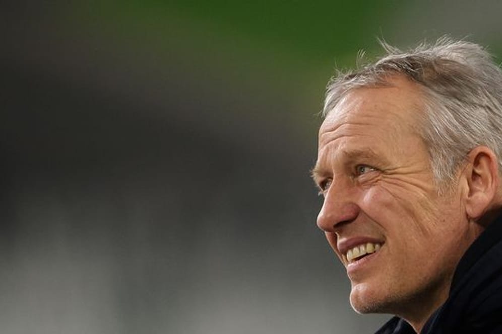 Hat seinen Vertrag beim SC Freiburg erneut verlängert: Trainer Christian Streich.
