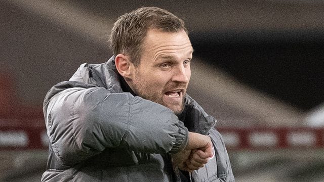 Betont, dass es wichtig ist auf und neben dem Platz in einer Art und Weise zu agieren, hinter der man steht: FSV-Trainer Bo Svensson. Betont, dass es wichtig ist auf und neben dem Platz in einer Art und Weise zu agieren, hinter der man steht: FSV-Trainer Bo Svensson.