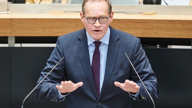 Michael Müller (SPD), Regierender Bürgermeister von Berlin (Archivbild): Er hat Fehler der Ministerpräsidenten in der Pandemiebekämpfung eingeräumt.