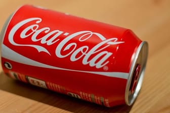 Alle derzeit kursierenden neuen Coronaviren passen Berechnungen eines britischen Mathematikers zufolge locker in eine Cola-Dose.