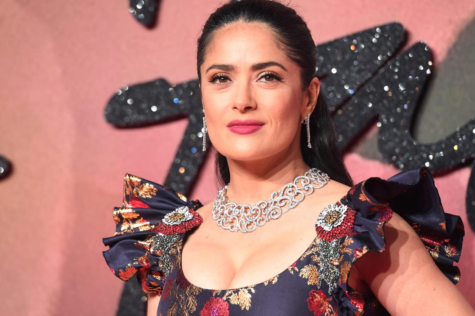 Salma Hayek: Die Schauspielerin ist für ihre Kurven berühmt.