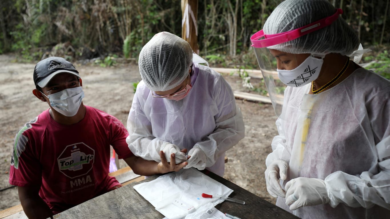 Eine Corona-Teststation in Manaus in Brasilien (Symboldbild): Im Amazonasgebiet wurde eine neue Coronavirus-Variante entdeckt.